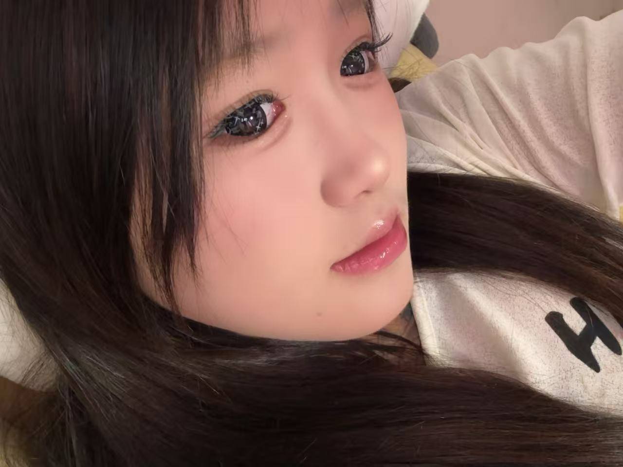 河南 洛阳 19岁 167cm 43 C杯 待业 会跳舞,听话懂事,清纯可爱,相处愉快不扫兴,情绪价值丰富不粘人,全心呵护陪伴,性格开朗不粘人 抽烟纹身:无抽烟有纹身 SM:否 无套:可 口交:可 过夜:可 同居:可 可飞:可 价格:4 特点:会跳舞,听话懂事,清纯可爱,相处愉快不扫兴,情绪价值丰富不粘人,全心呵护陪伴,性格开朗不粘人