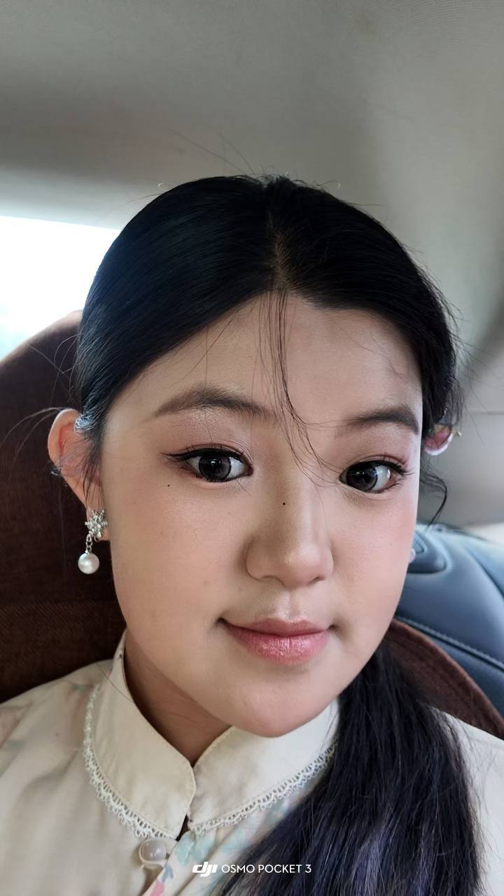 甘肃 庆阳 18岁 160cm 48 B杯 学生 第一次还在,听话懂事,乖巧伶俐,可盐可甜,小鸟依人,容易相处,不冷场,说话好听,温柔陪伴 抽烟纹身:无 SM:轻微 无套:否 口交:否 过夜:可 同居:可 可飞:可 价格:2 特点:第一次还在,听话懂事,乖巧伶俐,可盐可甜,小鸟依人,容易相处,不冷场,说话好听,温柔陪伴