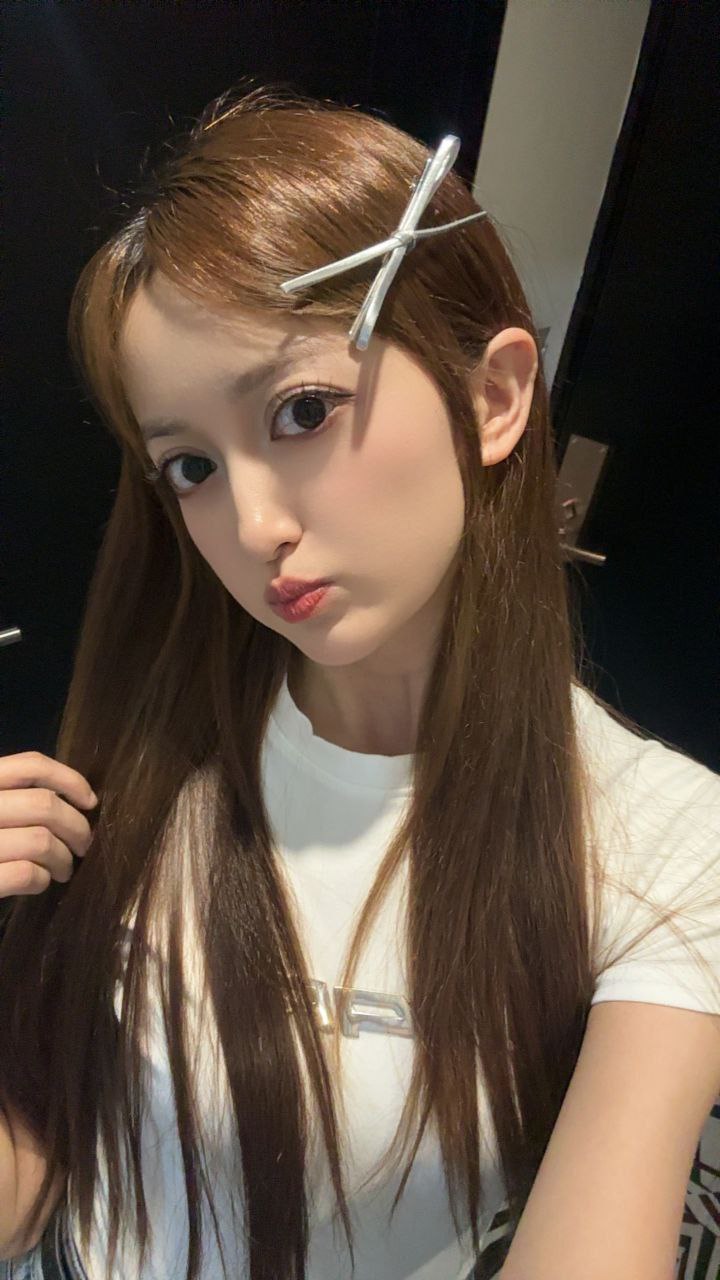 辽宁 大连 21岁 163cm 90 A杯 学生 细心,有边界感,善于文档写作 抽烟纹身:无 SM:否 无套:可 口交:可 过夜:可 同居:否 可飞:周边省份 价格:10 特点:细心,有边界感,善于文档写作