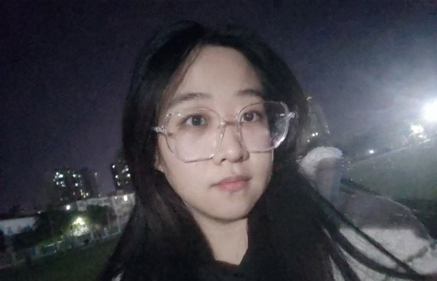 湖南 长沙 25岁 165cm 125 D杯 学生 985硕士,性格温柔,身材还可以 SM:可 无套:否 口交:可 过夜:可 同居:可 可飞:可 价格:20-30 特点:985硕士,性格温柔,身材还可以