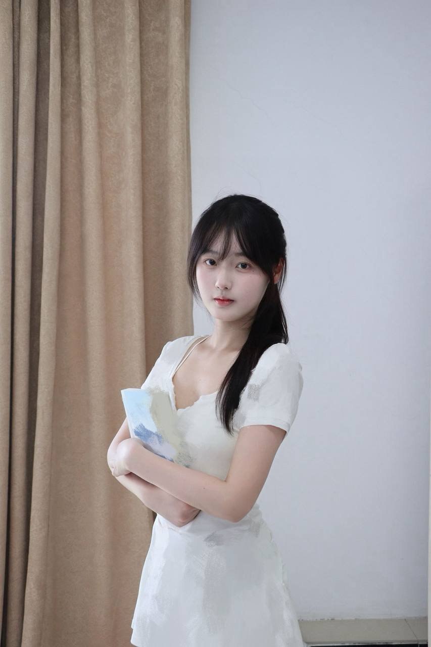 浙江 杭州 19岁 163cm 86 B杯 学生 美术生在读 艺术少女,作品多次获奖 纯天然养成系,清纯、素雅 习舞多年,腰肢柔软,肤白细腻 SM:否 无套:否 口交:可 过夜:可 可飞:可 价格:60 特点:美术生在读 艺术少女,作品多次获奖 纯天然养成系,清纯、素雅 习舞多年,腰肢柔软,肤白细腻