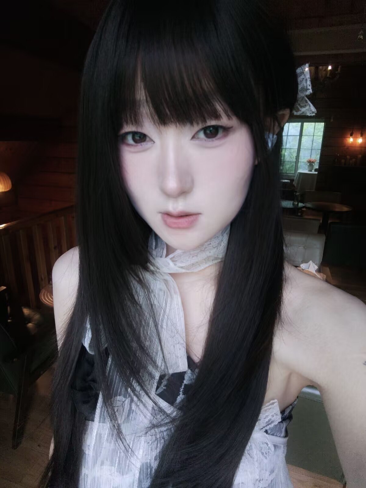 浙江 台州 温岭 22岁 165cm 90 A杯 文职 抽烟纹身:抽/有 SM:是 无套:可 口交:可 过夜:可 同居:可 可飞:可以 价格:5.4