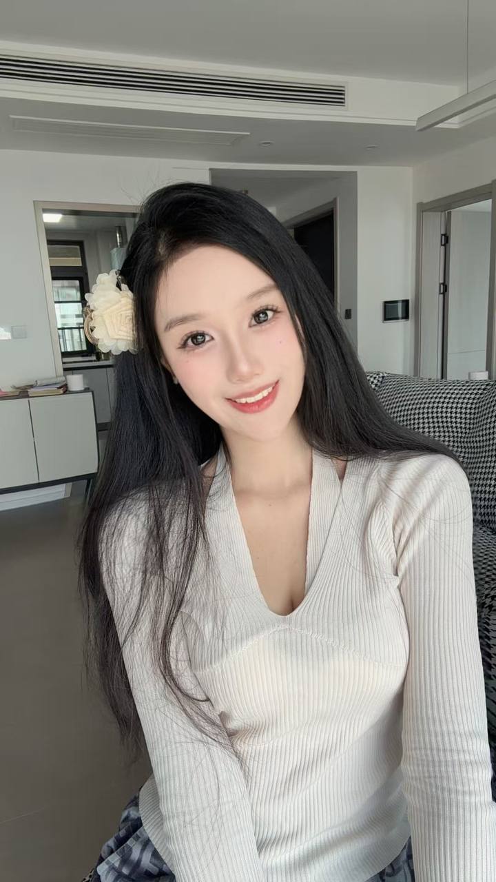 河南 郑州 168cm 50 C杯 工作 国内全日制本科毕业,会按摩,会开车,温柔体贴脾气好,钢琴十级,英语六级 抽烟纹身:有纹身无抽烟 SM:是 无套:否 口交:可 过夜:可 同居:可 可飞:可 价格:40 特点:国内全日制本科毕业,会按摩,会开车,温柔体贴脾气好,钢琴十级,英语六级