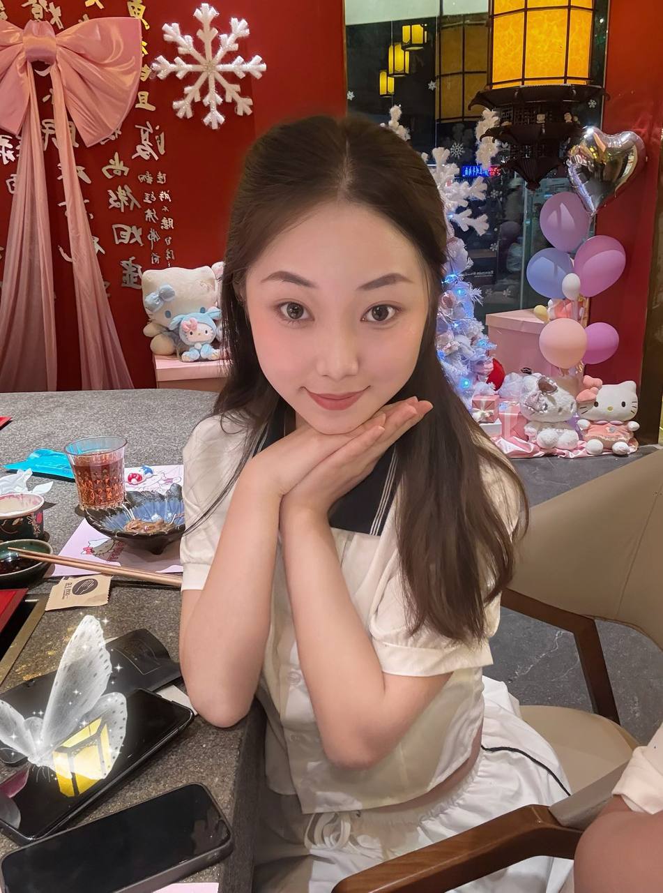 陕西 西安 22岁 160cm 80 B杯 学生 懂事听话事少 性格好 温柔甜美围棋/茶艺/高尔夫 精通历史文化 抽烟纹身:无 SM:可 无套:可 口交:可 过夜:可 同居:可 可飞:可 价格:45 特点:懂事听话事少 性格好 温柔甜美围棋/茶艺/高尔夫 精通历史文化