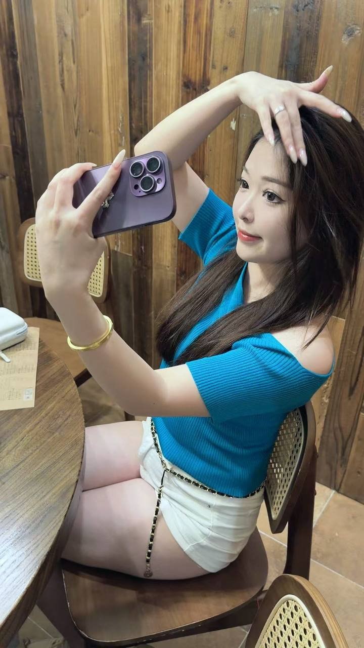 广东 普宁 25岁 160cm 105 A杯 医美 水多淫荡放得开皮肤白皙口活好 SM:轻微 无套:可 口交:可 过夜:可 同居:可 可飞:可 价格:20 特点:水多淫荡放得开皮肤白皙口活好