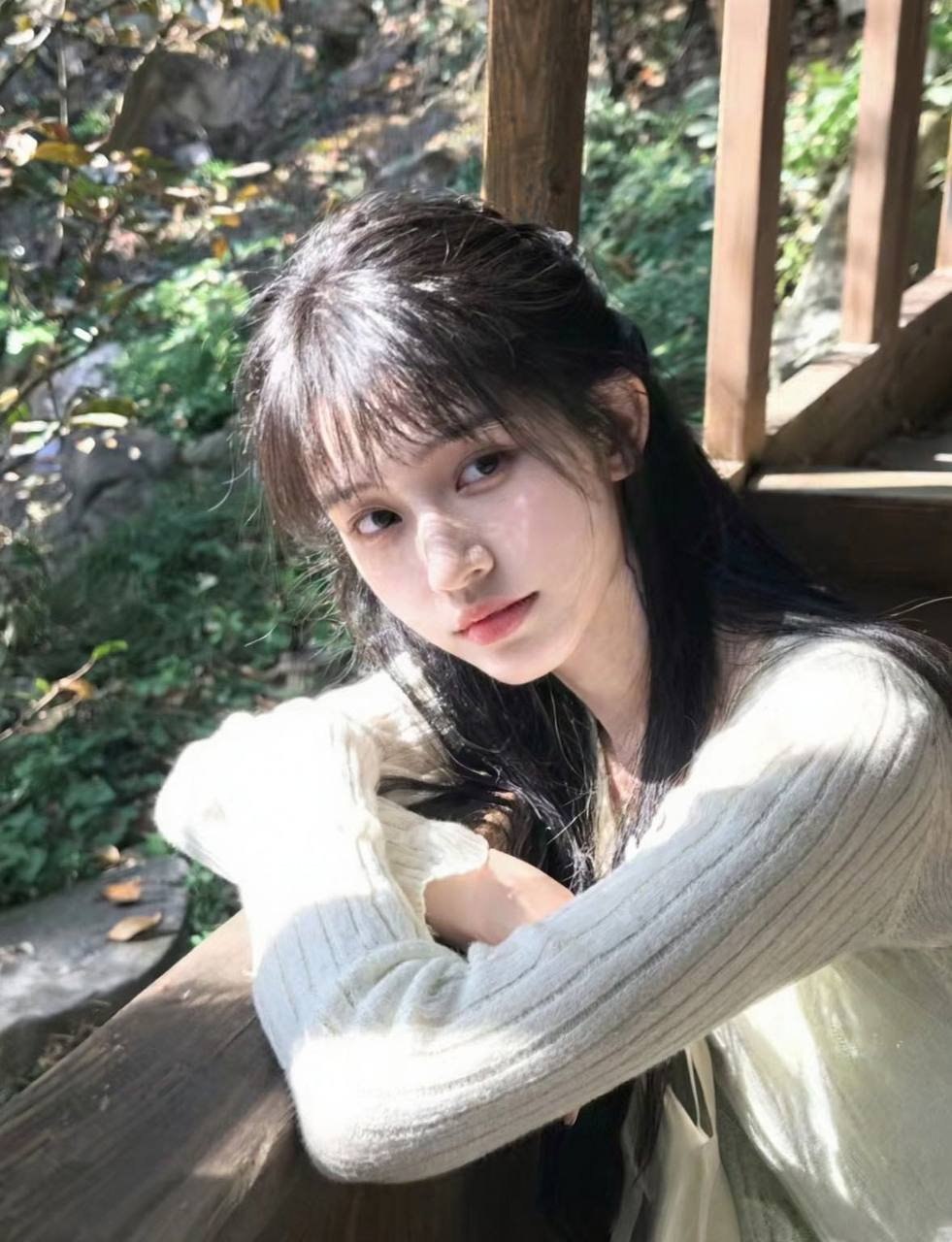 新加坡 新加坡 03岁 165cm 46 C杯 性格好 皮肤白 SM:否 无套:否 口交:可 过夜:可 可飞:可 价格:30 特点:性格好 皮肤白