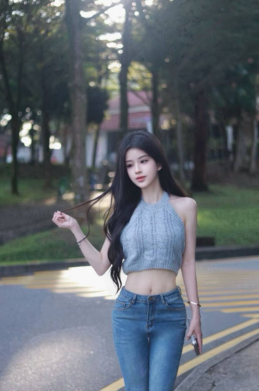 湖南 长沙 22岁 168cm 95 C杯 学生 清纯,可爱,专一 抽烟纹身:无 SM:否 无套:否 口交:可 过夜:可 同居:可 可飞:可 价格:18 特点:清纯,可爱,专一