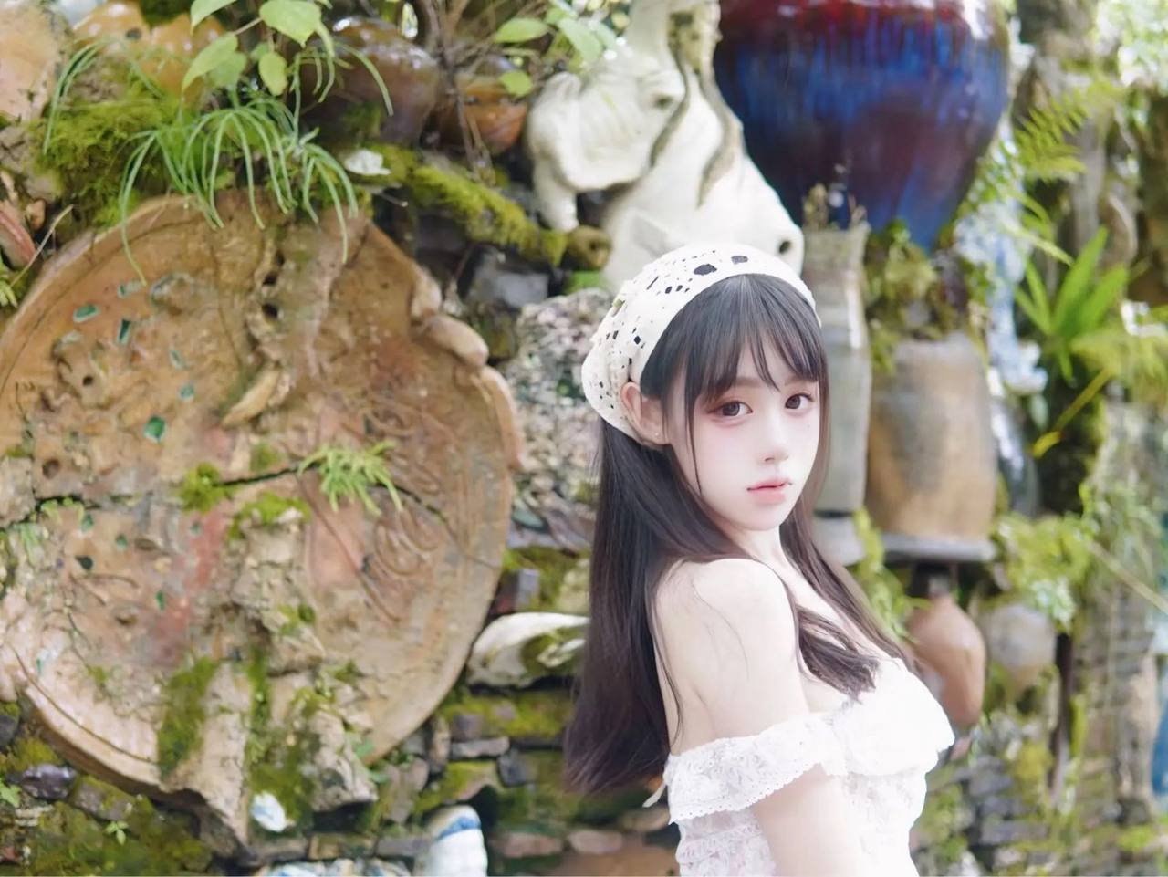 河北 石家庄 2岁 171cm 95 B杯 工作 肤白貌美大长腿。听话懂事有情调 抽烟纹身:无 SM:微 无套:否 口交:可 过夜:可 同居:可 可飞:可 价格:24 特点:肤白貌美大长腿。听话懂事有情调