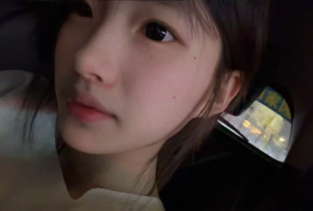 广东 深圳 18岁 170cm 108 C杯 无 身材好,瘦,听话,清纯女孩,紧致,声音好听,乖巧可爱,懂事不做作 抽烟纹身:不抽烟有纹身 SM:否 无套:否 口交:否 过夜:可 同居:否 可飞:能 价格:6 特点:身材好,瘦,听话,清纯女孩,紧致,声音好听,乖巧可爱,懂事不做作