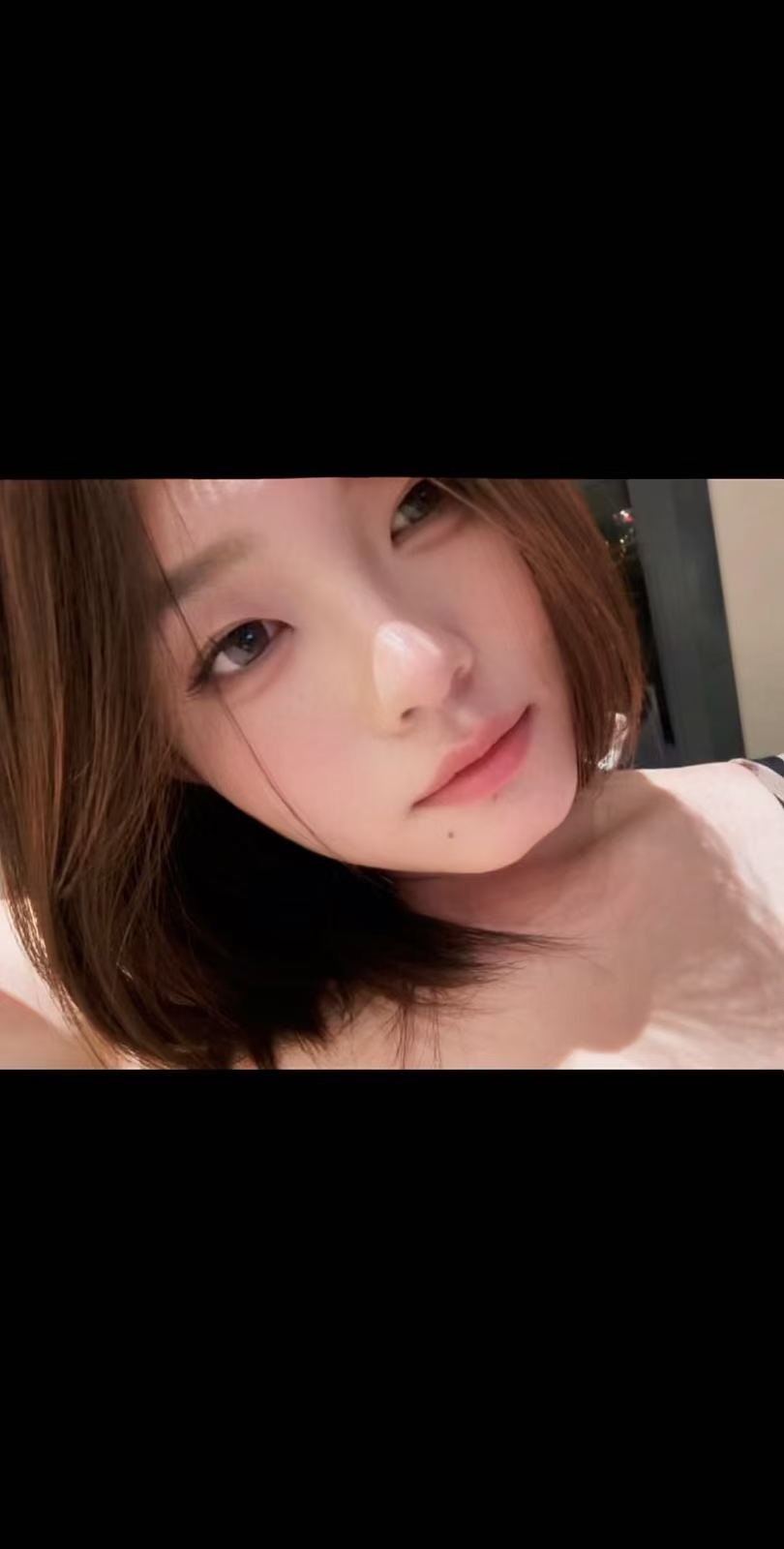 河北 邯郸 21岁 172cm 130 C杯 学生 声音甜美,活泼可爱,服从,听话,提供情绪价值,水多多 抽烟纹身:有抽烟无纹身 SM:是 无套:可 口交:可 过夜:可 同居:否 可飞:能 价格:6 特点:声音甜美,活泼可爱,服从,听话,提供情绪价值,水多多