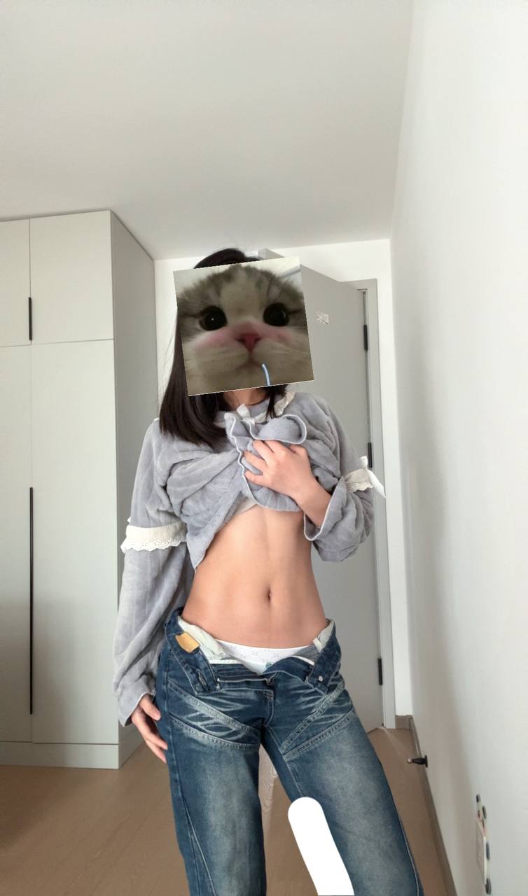 河北 石家庄 18岁 161cm 96 B杯 学生 在校大一学生 听话懂事哦会配合,口活好,可以口爆,吞精,会来事,懂得配合,💦多,粉嫩紧致 抽烟纹身:无 SM:可 无套:否 口交:可 过夜:可 同居:否 可飞:可 本地或者附近 价格:3 特点:在校大一学生 听话懂事哦会配合,口活好,可以口爆,吞精,会来事,懂得配合,💦多,粉嫩紧致