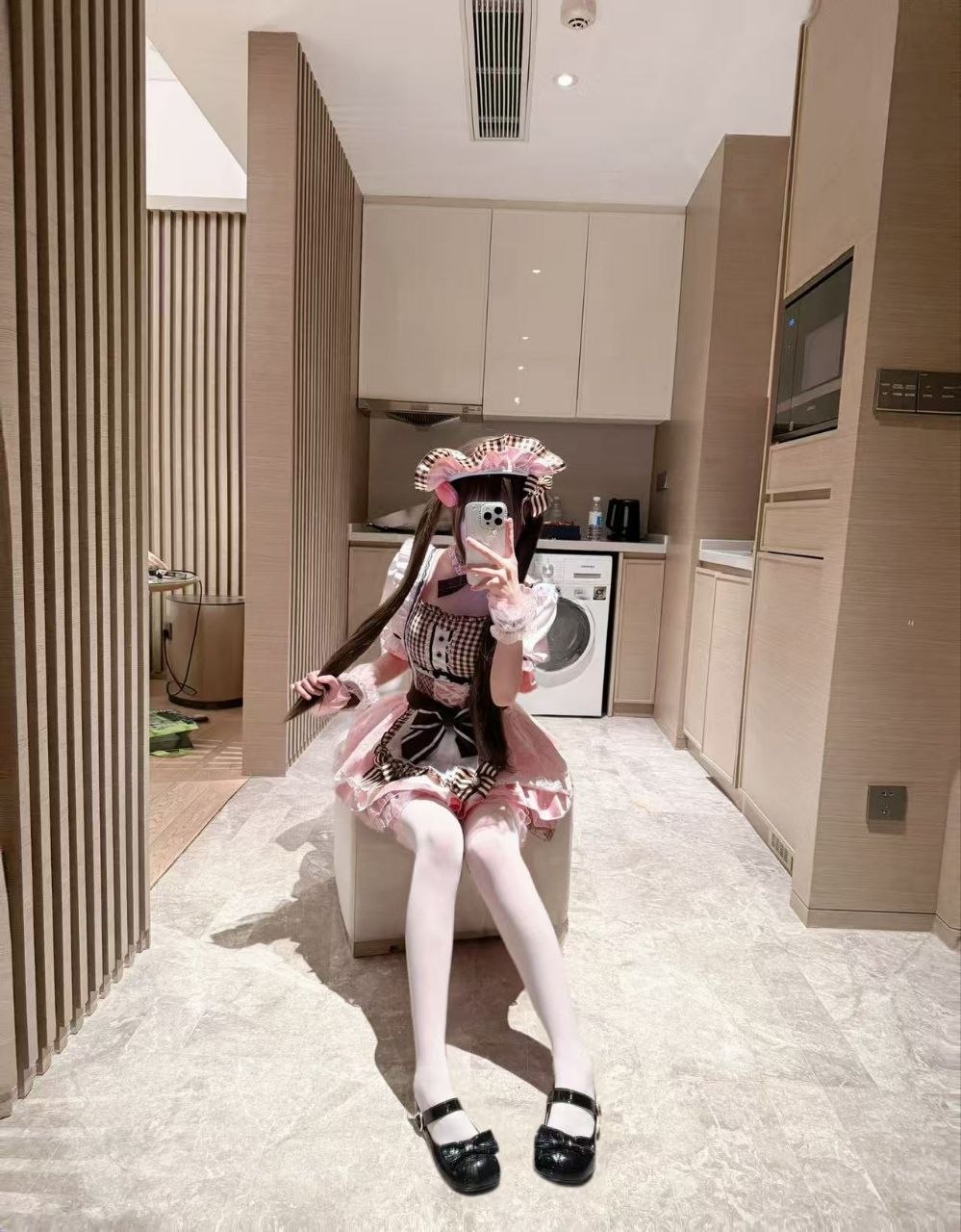 浙江 杭州 18岁 162cm 41 A杯 游戏陪玩 配合度高,乖乖女一个,声音贼好听,小萝莉,可盐可甜 抽烟纹身:有纹身不抽烟 SM:否 无套:可 口交:可 过夜:可 同居:否 可飞:否 价格:10 特点:配合度高,乖乖女一个,声音贼好听,小萝莉,可盐可甜
