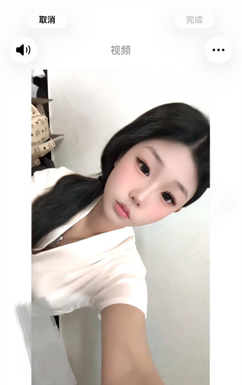 河南 郑州 18岁 173cm 110 B杯 无 身材好 听话 年龄小嫩才17 抽烟纹身:不抽烟有纹身 SM:否 无套:可 口交:可 过夜:否 同居:否 可飞:否 价格:2.4/5.5 特点:身材好 听话 年龄小嫩才17