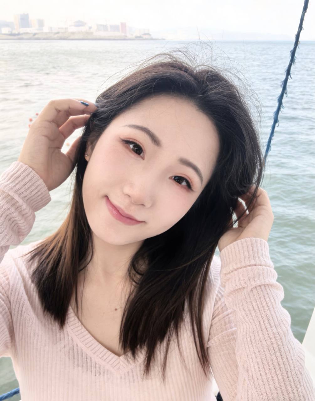 浙江 温州 27岁 168cm 115 C杯 服装店店主 都市轻熟妇,线下超有感觉,气质型,带应酬,带逛街不会让你掉价。床上很主动,多水超配合,情绪价值拉满,最近状态超好,熟出水的感觉。情趣丝袜,只要我有,都能满足。 抽烟纹身:无 SM:轻微 无套:否 口交:可 过夜:可 同居:否 可飞:可 价格:10 特点:都市轻熟妇,线下超有感觉,气质型,带应酬,带逛街不会让你掉价。床上很主动,多水超配合,情绪价值拉满,最近状态超好,熟出水的感觉。情趣丝袜,只要我有,都能满足。