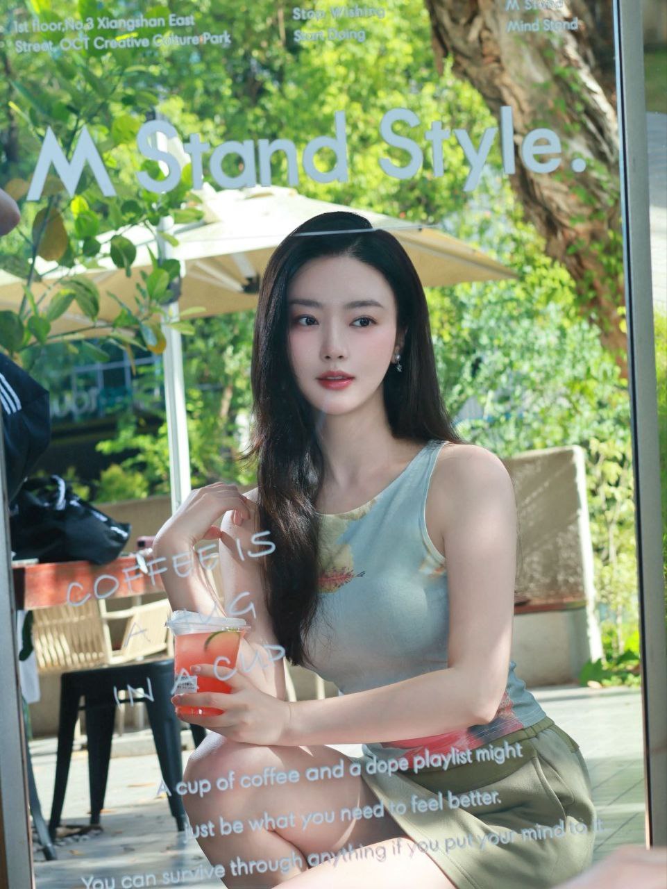 广东 深圳 24岁 168cm 96 C杯 粉白皮 婴儿肌肤 有情绪价值 SM:轻微 无套:否 口交:可 过夜:可 同居:可 可飞:可 港澳 价格:60 特点:粉白皮 婴儿肌肤 有情绪价值