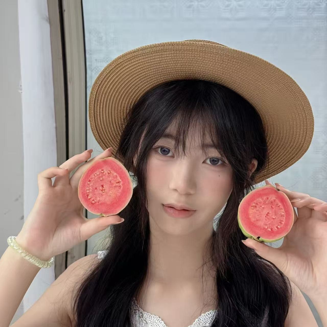 江西 赣州 19岁 168cm 98 B杯 无业 乖巧听话 情绪价值高 嫩妹 身材比例好 大长腿 外向 开朗阳光 抽烟纹身:无 SM:否 无套:否 口交:可 过夜:可 同居:可 可飞:可以 价格:5 特点:乖巧听话 情绪价值高 嫩妹 身材比例好 大长腿 外向 开朗阳光