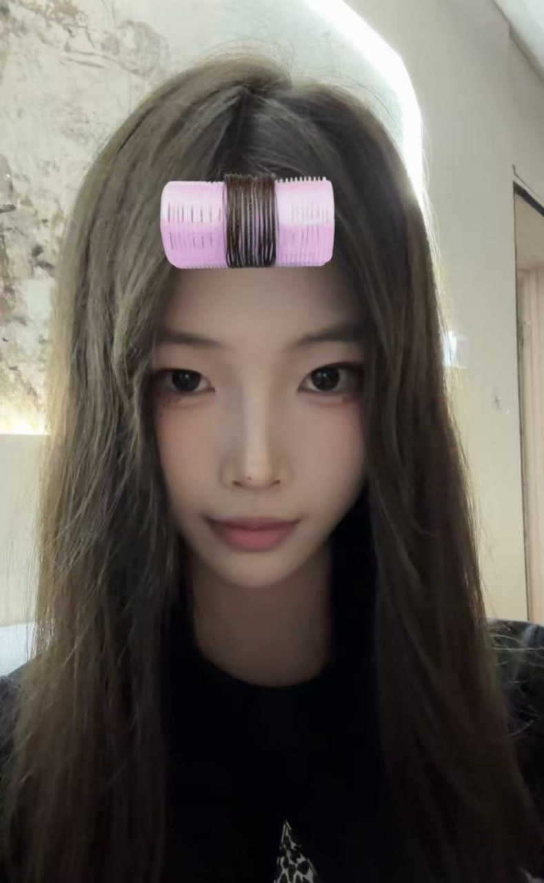 山东 济南 19岁 168cm 95 C杯 工作 前凸后翘性感 玩得开 性格好 爱跑步 抽烟纹身:无 SM:是 无套:否 口交:可 过夜:可 同居:否 可飞:否 价格:4 特点:前凸后翘性感 玩得开 性格好 爱跑步
