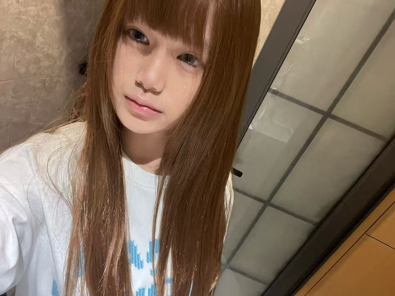 四川 宜宾 18岁 160cm 95 C杯 学生 抽烟纹身:无 SM:是 无套:可 口交:可 过夜:可 同居:可 可飞:可 价格:3