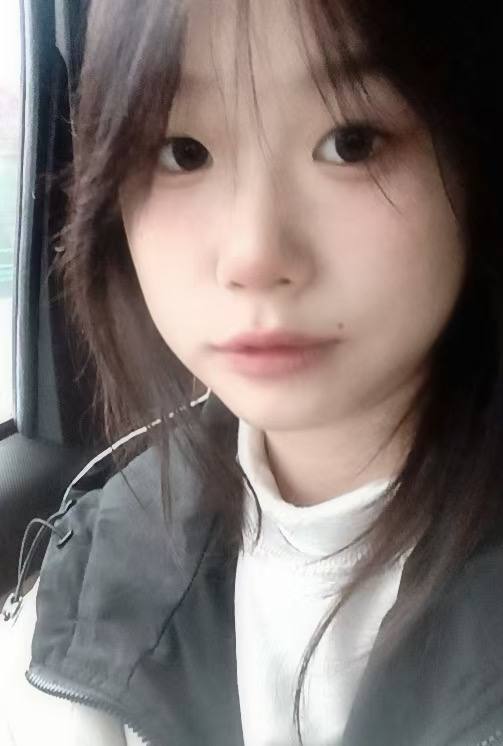 江苏 镇江 18岁 160cm 35 B杯 学生 清纯可爱,听话懂事,极品母狗,床上反差懂配合,多种玩法,喜欢被调教,懂情调的m,温柔不纠缠,情绪满分相伴欢乐 抽烟纹身:无 SM:是 无套:否 口交:可 过夜:可 同居:可 可飞:否 价格:1 特点:清纯可爱,听话懂事,极品母狗,床上反差懂配合,多种玩法,喜欢被调教,懂情调的m,温柔不纠缠,情绪满分相伴欢乐