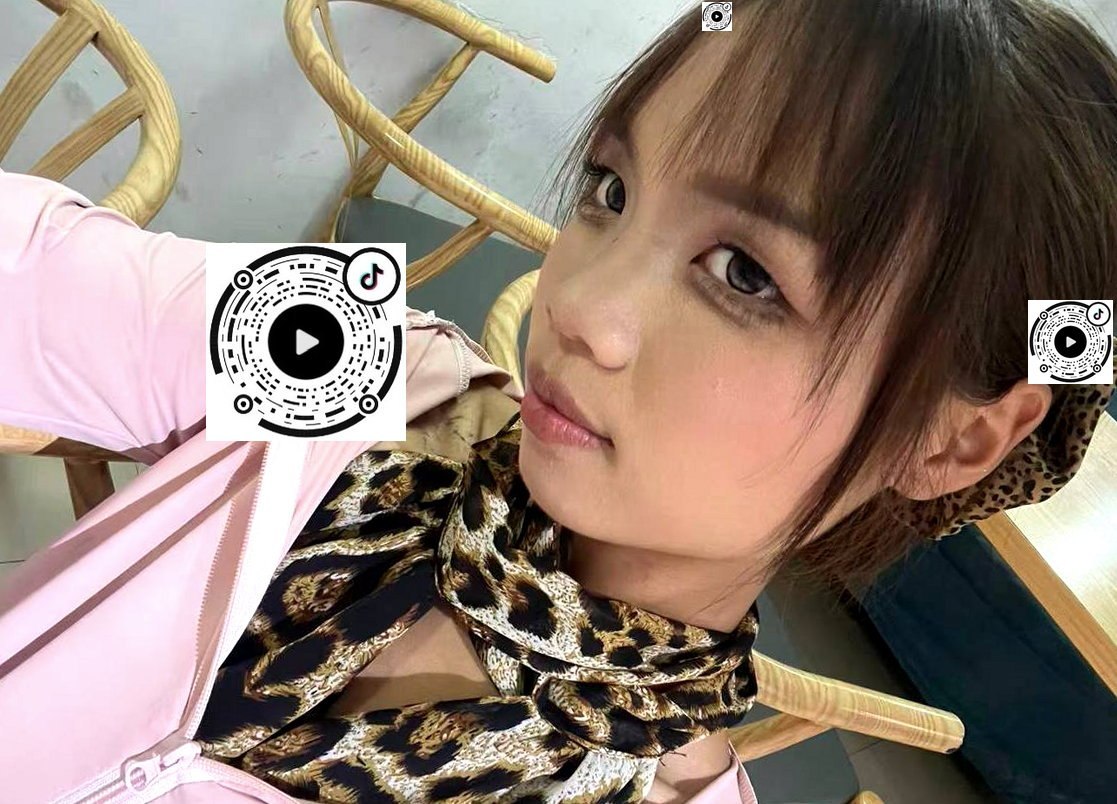 广西 贺州 20岁 158.5cm 72.5 B杯 看店的 第一次下海,骚的飞起,私生活干净。会给你满满情绪价值。期待老板来解锁不同姿势。本人比照片好看。 抽烟纹身:无 SM:否 无套:可 口交:否 过夜:可 同居:可 可飞:可 提前沟通 价格:3.5 特点:第一次下海,骚的飞起,私生活干净。会给你满满情绪价值。期待老板来解锁不同姿势。本人比照片好看。