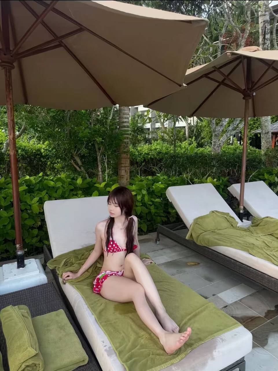 广东 汕头 18岁 158cm 78 A杯 互联网ai获客 温柔懂事听话情绪价值拉满 抽烟纹身:无 SM:可 无套:否 口交:可 过夜:可 同居:可 可飞:可 价格:8 特点:温柔懂事听话情绪价值拉满