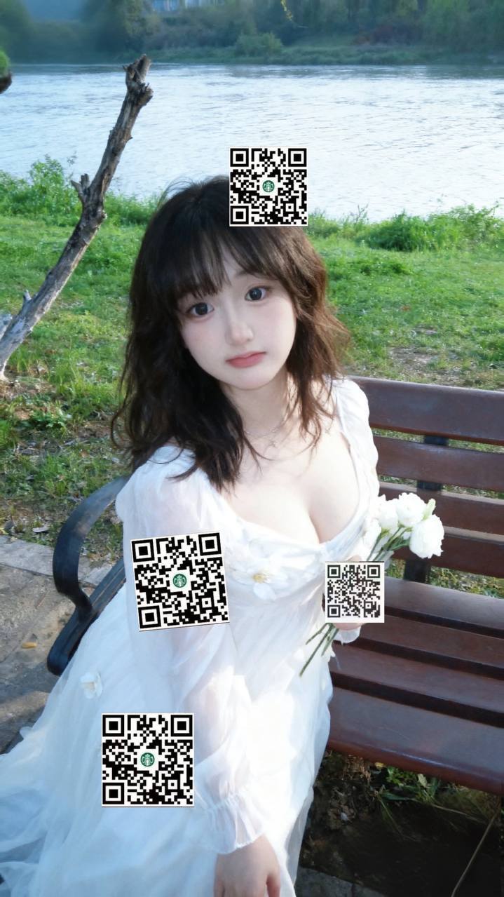 湖北 荆门 18岁 172cm 168 D杯 学生 性格好 身材丰满 听话懂事善解人意 经验少 喜欢被调教 抽烟纹身:无 SM:是 无套:否 口交:可 过夜:否 同居:否 可飞:否 价格:3 特点:性格好 身材丰满 听话懂事善解人意 经验少 喜欢被调教