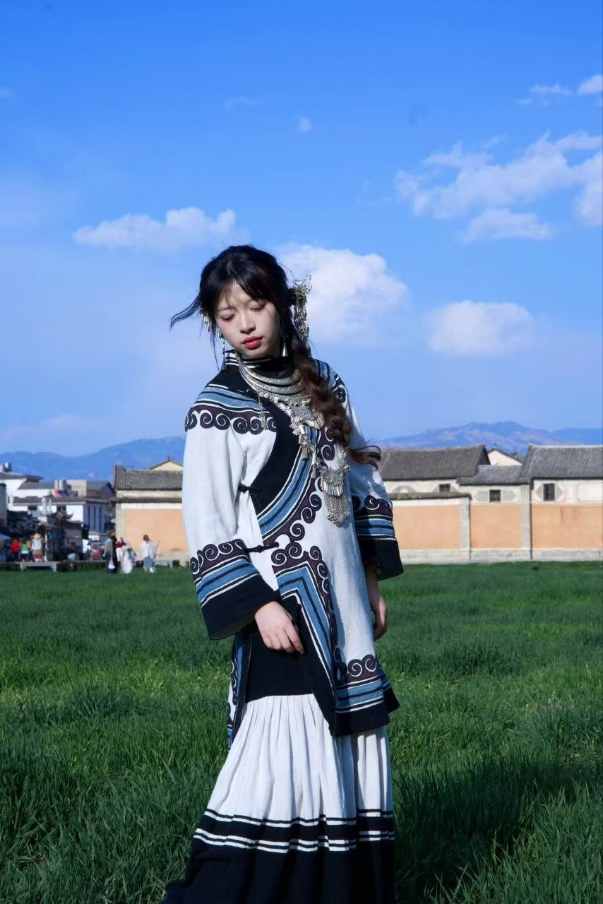 四川 成都 24岁 160cm 95 B杯 工作 可甜可御听说很乖,超配合 圈子干净 第一次找 SM:是 无套:否 口交:可 过夜:可 同居:可 可飞:可 价格:5 特点:可甜可御听说很乖,超配合 圈子干净 第一次找