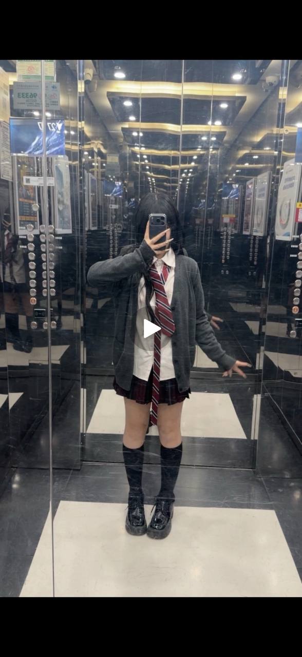 江苏 南通 19岁 159cm 96 B杯 学生 听话 SM:是 无套:可 口交:可 过夜:可 同居:可 可飞:江苏省内 价格:7 特点:听话