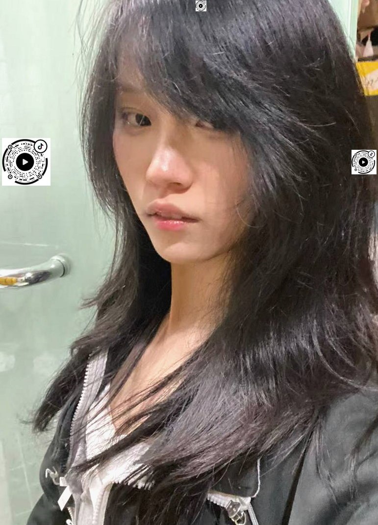 云南 昆明 18岁 160cm 78 B杯 学生 年轻漂亮听话,可口,可内,可无t,可SM,玩得开,接受程度高,配合度高,骚跨狂摇 抽烟纹身:无 SM:是 无套:可 口交:可 过夜:可 同居:否 可飞:不可以 价格:3 特点:年轻漂亮听话,可口,可内,可无t,可SM,玩得开,接受程度高,配合度高,骚跨狂摇