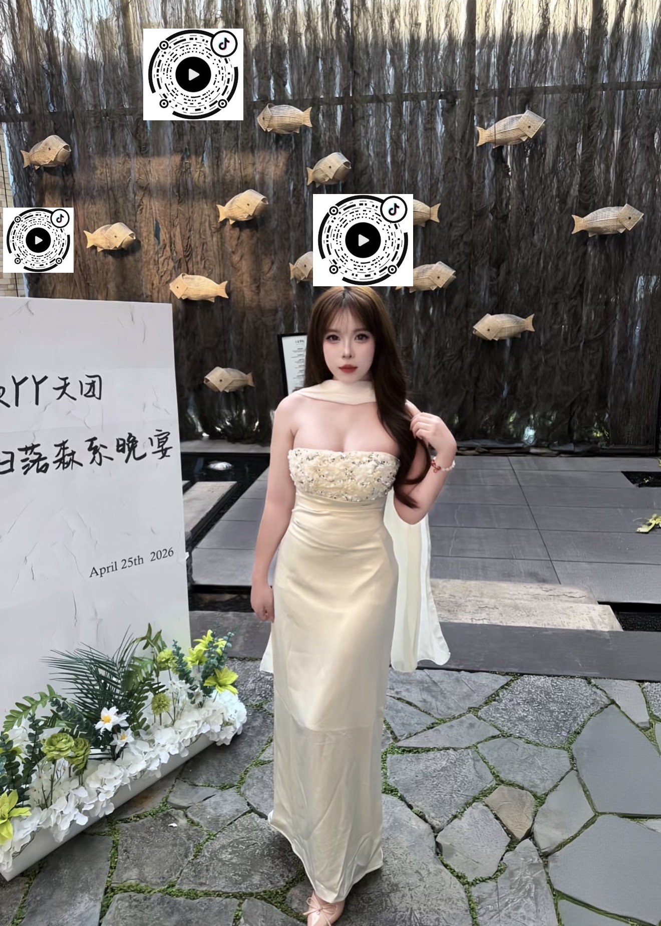 广西 桂林 21岁 156cm 86 C杯 销售 不是很过分的的要求都可以接受 来个老板狠狠的肏他小逼 期待老板来开发多姿势 抽烟纹身:无 SM:是 无套:可 口交:可 过夜:可 同居:否 可飞:能 价格:6-9 特点:不是很过分的的要求都可以接受 来个老板狠狠的肏他小逼 期待老板来开发多姿势