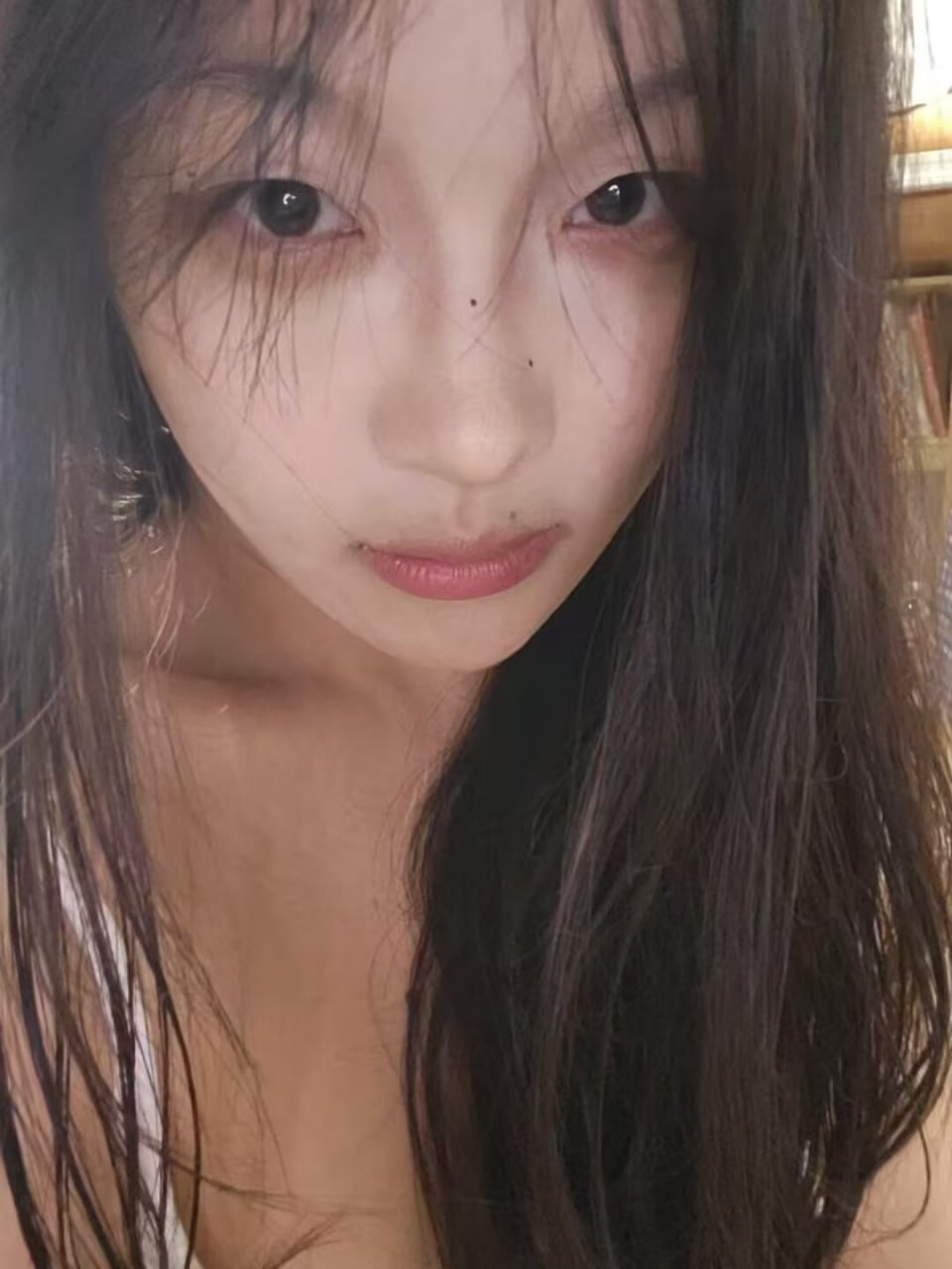 云南 曲靖 20岁 162cm 48 B杯 学生 脾气好 阳光 开朗 聪明 听话 乖巧 抽烟纹身:无 SM:是 无套:否 口交:否 过夜:可 可飞:可 价格:9 特点:脾气好 阳光 开朗 聪明 听话 乖巧