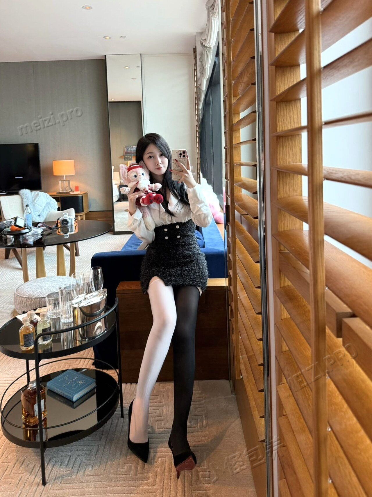 镜前的自己