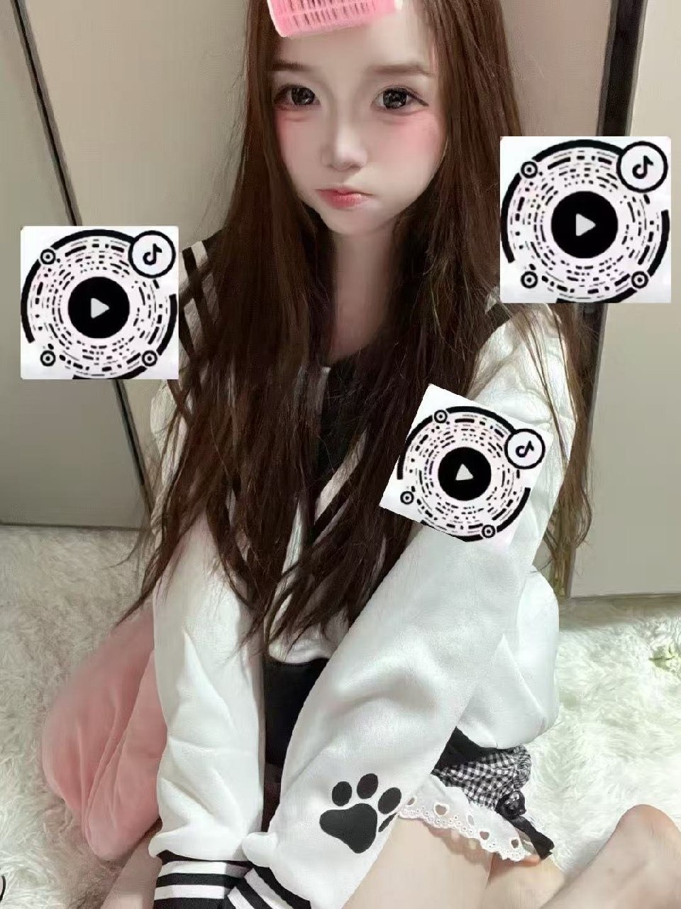 广西 钦州 19岁 162cm 86 C杯 学生 乖 听话温柔 声音是萝莉音 处女! 支持检测!! 可无套内射! 抽烟纹身:无 SM:否 无套:可 口交:可 过夜:可 同居:否 可飞:可 价格:3 特点:乖 听话温柔 声音是萝莉音 处女! 支持检测!! 可无套内射!