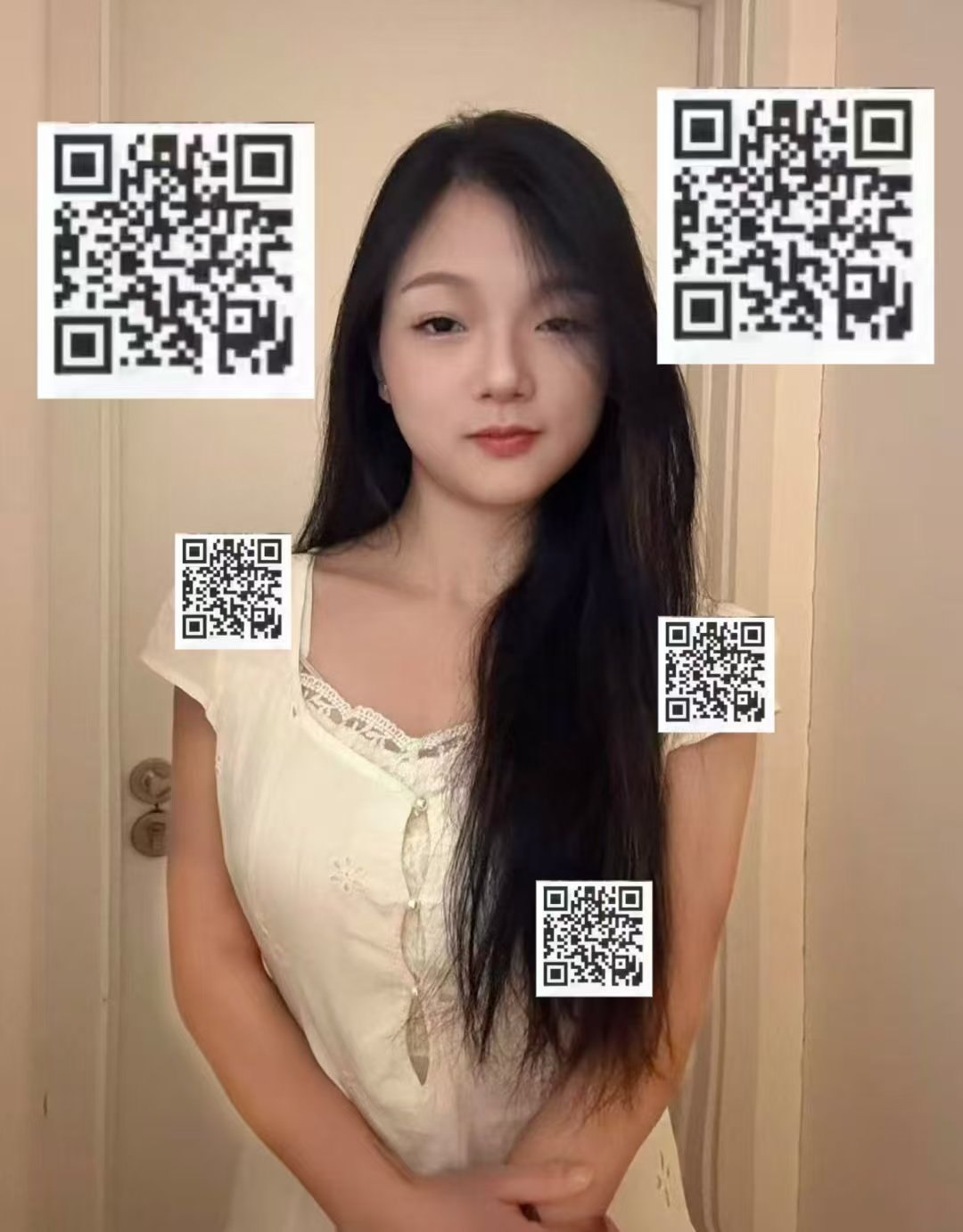 广东 肇庆 19岁 160cm 110 C杯 物流 圈子干净,懂事听话,胸大 抽烟纹身:无抽烟有纹身 SM:否 无套:可 口交:否 过夜:可 同居:否 可飞:否 价格:4 特点:圈子干净,懂事听话,胸大