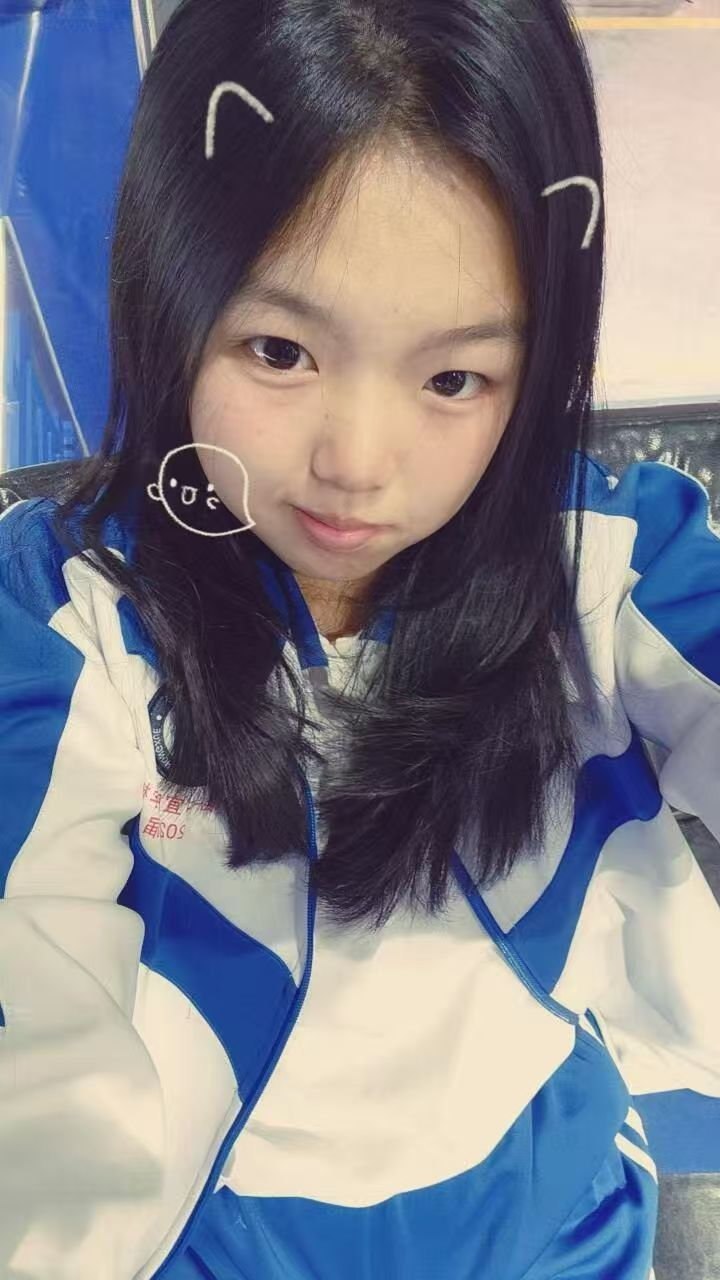 云南 昆明 18岁 160cm 50 C杯 学生 性格脾气好 乖 反差大 配合 听话 胸大 抽烟纹身:无 SM:否 无套:否 口交:可 过夜:可 同居:可 可飞:可 广东或云南 价格:12 特点:性格脾气好 乖 反差大 配合 听话 胸大