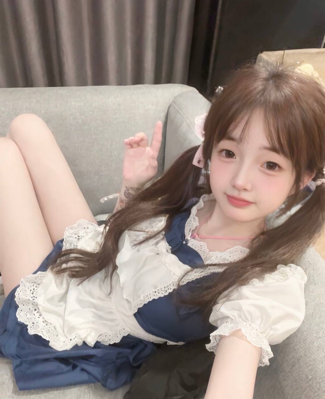 江西 南昌 8岁 160cm 80 B杯 学生 素颜跟化妆没区别 皮肤白 小巧精致 听话 配合老板要求 抽烟纹身:无抽烟有纹身 SM:否 无套:面谈 口交:可 过夜:可 同居:否 可飞:给买路费就去 价格:6 特点:素颜跟化妆没区别 皮肤白 小巧精致 听话 配合老板要求