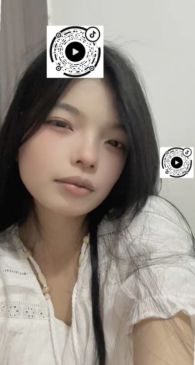 广西 梧州 18岁 153cm 79 B杯 学生 脾气很好,情绪稳定。不太会拍照,本人比照片好看。谈吐有素质。娇喘浪叫。发骚的不行。叫床好听。 抽烟纹身:无 SM:否 无套:可 口交:否 过夜:可 同居:可 可飞:可 价格:4-6 特点:脾气很好,情绪稳定。不太会拍照,本人比照片好看。谈吐有素质。娇喘浪叫。发骚的不行。叫床好听。