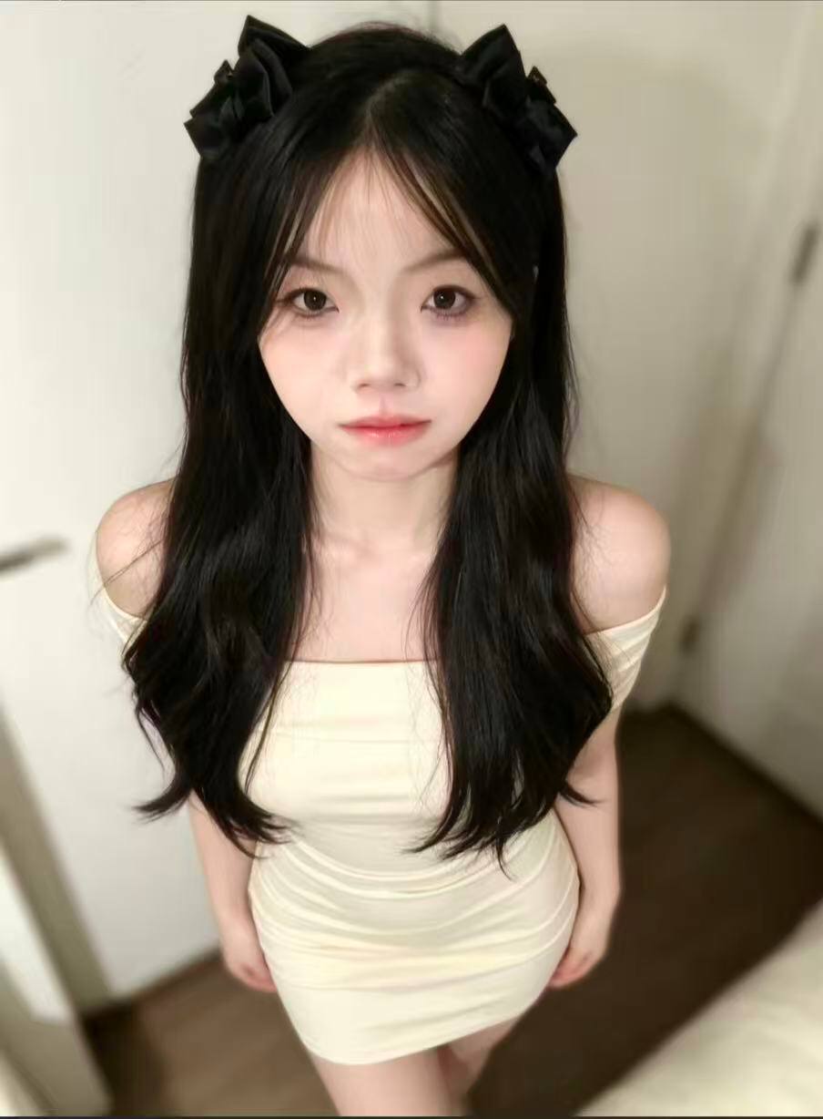 湖南 长沙 22岁 161cm 92 B杯 社牛 抽烟纹身:无 SM:否 无套:否 口交:可 过夜:可 同居:否 可飞:能 价格:10 特点:社牛