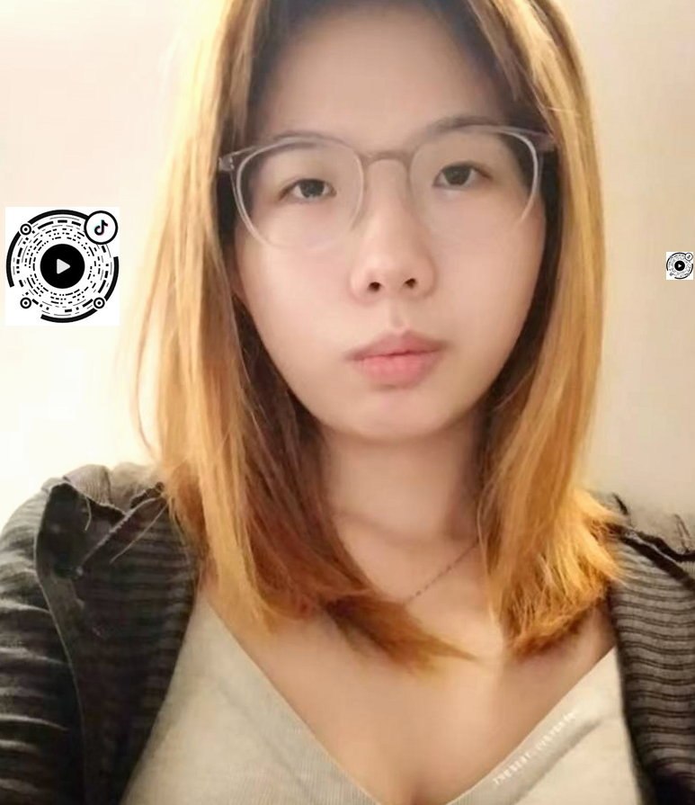 辽宁 沈阳 18岁 160.5cm 89.5 B杯 学生 声音好听,会唱歌,身材好,可口,可SM,玩得开。配合度高。性价比之选。床上主动。发骚的不行。本人比视频好看。 抽烟纹身:无 SM:是 无套:否 口交:可 过夜:可 同居:可 可飞:能 价格:5 特点:声音好听,会唱歌,身材好,可口,可SM,玩得开。配合度高。性价比之选。床上主动。发骚的不行。本人比视频好看。