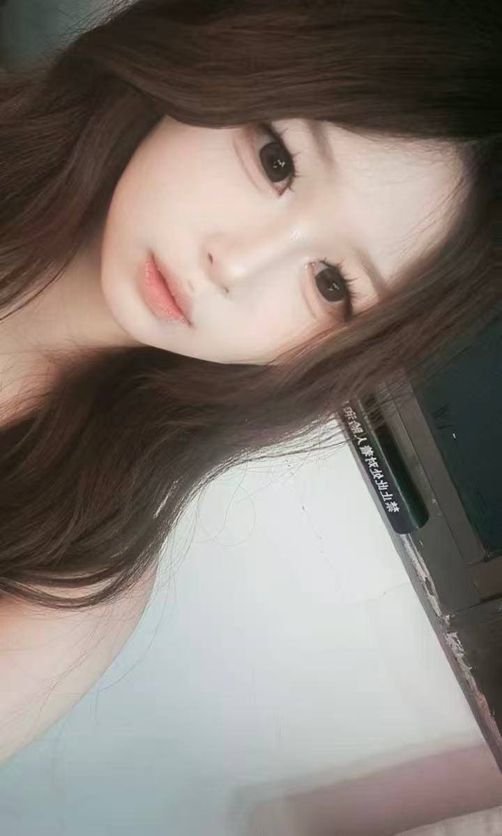 安徽 蚌埠 18岁 165cm 110 C杯 无 声音好听,紧,性经验少,可双飞带闺蜜 抽烟纹身:无 SM:轻微 无套:否 口交:可 过夜:可 同居:可 可飞:可 价格:5 特点:声音好听,紧,性经验少,可双飞带闺蜜