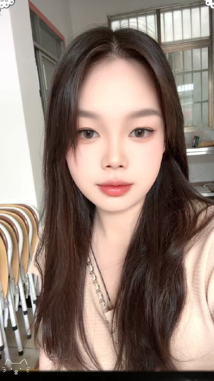陕西 商洛 24岁 170cm 125 B杯 宝妈 人妻,懂事,生过娃不介意的来约我,性格好,会配合 抽烟纹身:有纹身 SM:否 无套:可 口交:否 过夜:可 同居:否 可飞:不能 价格:20 特点:人妻,懂事,生过娃不介意的来约我,性格好,会配合