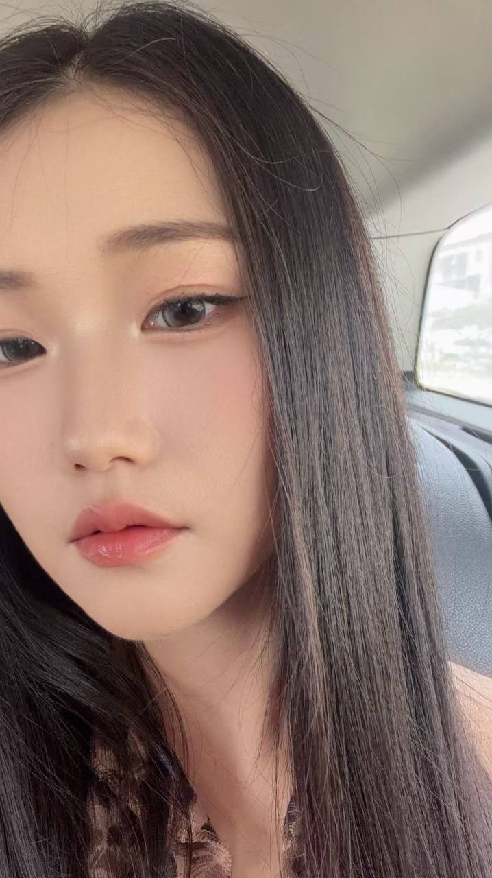 福建 厦门 28岁 160cm 100 A杯 文员 抽烟纹身:无 SM:否 无套:可 口交:可 过夜:可 同居:否 可飞:否 价格:2