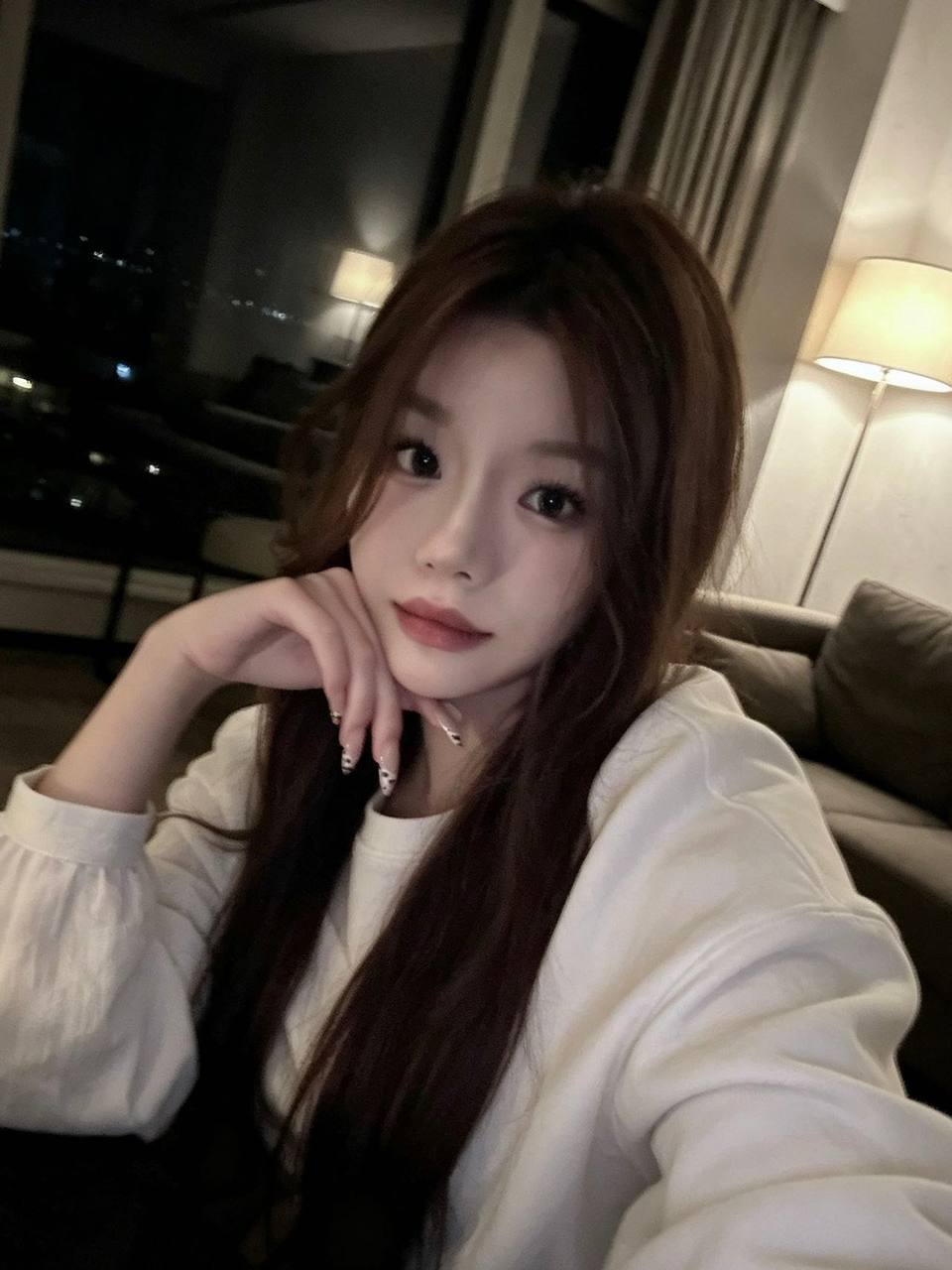 广东 深圳 23岁 168cm 47 B杯 待业 腿长 SM:否 无套:可 口交:可 过夜:可 可飞:可以 价格:7 特点:腿长