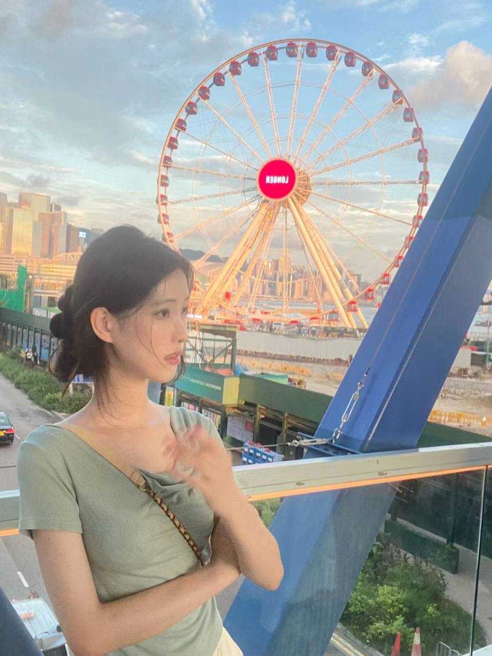 广西 桂林 20岁 167cm 90 B杯 学生 本科在读 情绪价值拉满 抽烟纹身:无 SM:否 无套:否 口交:可 过夜:可 同居:否 可飞:能 价格:15 特点:本科在读 情绪价值拉满