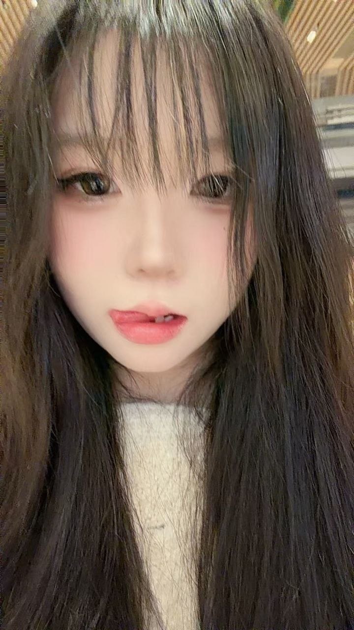 江西 南昌 18岁 153cm 80 B杯 主播 脚小好看 身材匀称 话特别多 特别能提供情绪价值 会喷 潮红 敏感体 骚 反差婊 口活一流 喜欢你弄脸上 可双可多人加2k 抽烟纹身:不抽烟有纹身 SM:是 无套:可 口交:可 过夜:可 同居:可 可飞:能 价格:8 特点:脚小好看 身材匀称 话特别多 特别能提供情绪价值 会喷 潮红 敏感体 骚 反差婊 口活一流 喜欢你弄脸上 可双可多人加2k