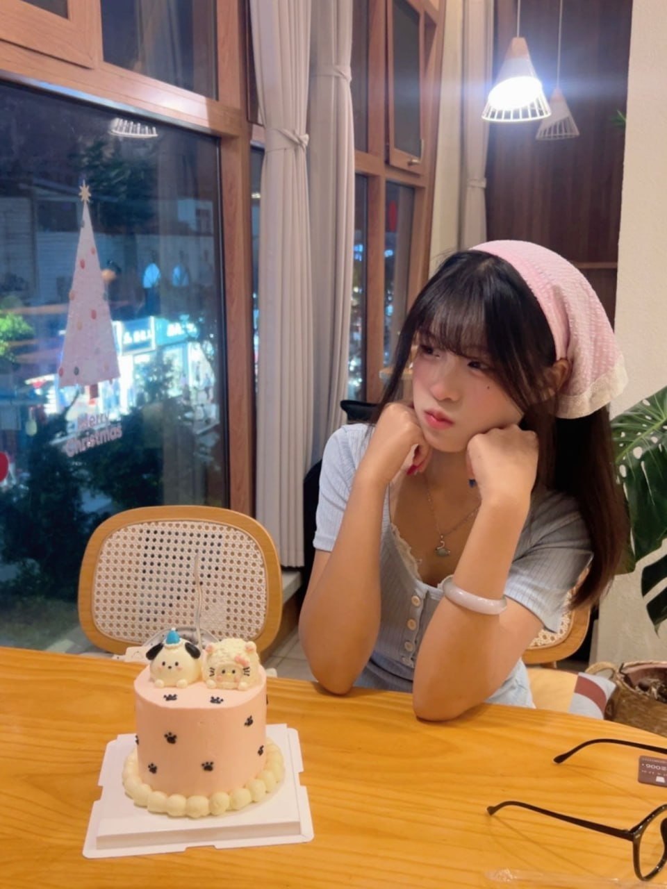 云南 红河 18岁 158cm 90 B杯 学生 听话 抽烟纹身:无 SM:是 无套:否 口交:否 过夜:可 同居:可 可飞:可 其他城市 不去港澳 价格:6 特点:听话