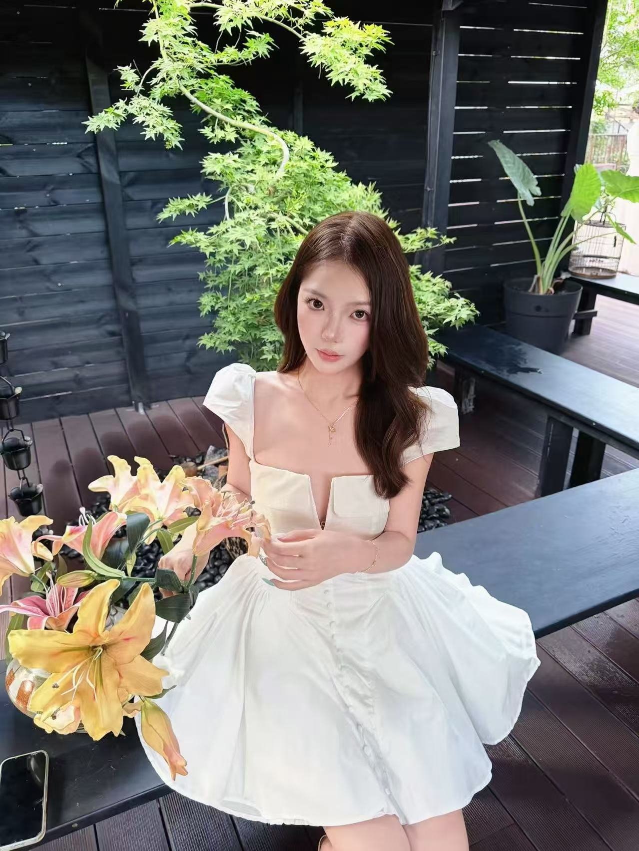 河南 郑州 24岁 163cm 92 B杯 工作 m 脱毛 敏感 SM:是 无套:否 口交:可 过夜:可 同居:否 可飞:可 价格:10 特点:m 脱毛 敏感