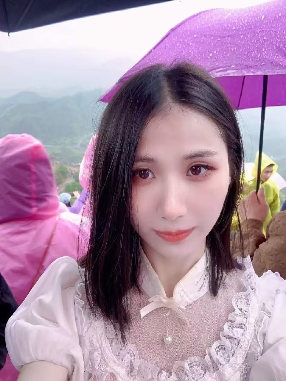 广东 广州 25岁 160cm 85 B杯 行政 会钢琴画画口活好屁股翘,偏紧 抽烟纹身:无 SM:是 无套:可 口交:可 过夜:可 同居:可 可飞:可 价格:30 特点:会钢琴画画口活好屁股翘,偏紧