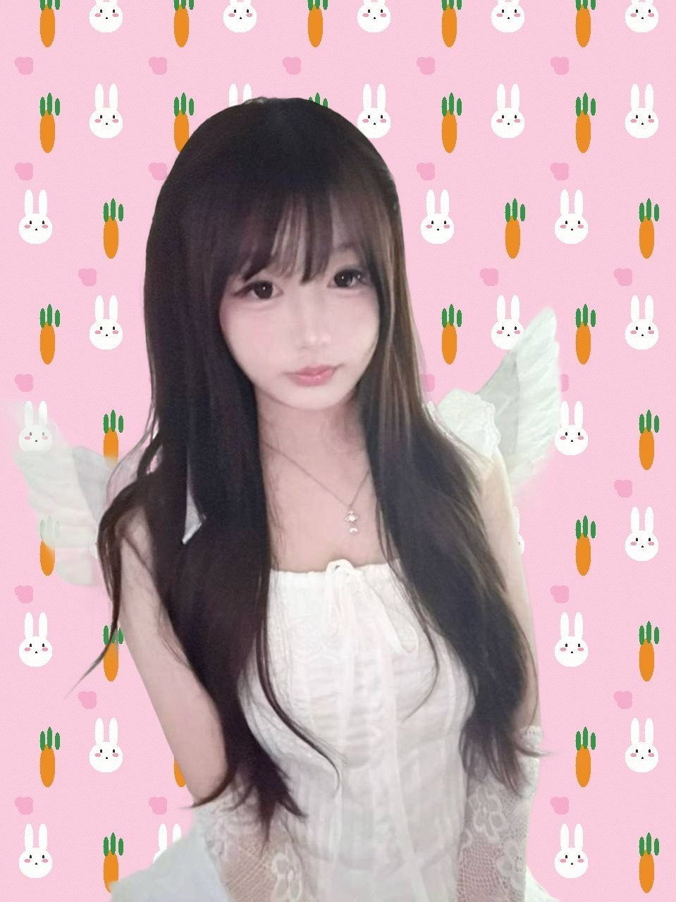 广东 珠海 21岁 176cm 120 D杯 学生 温柔可爱 抽烟纹身:无 SM:否 无套:可 口交:可 过夜:可 同居:可 可飞:可 价格:10 特点:温柔可爱