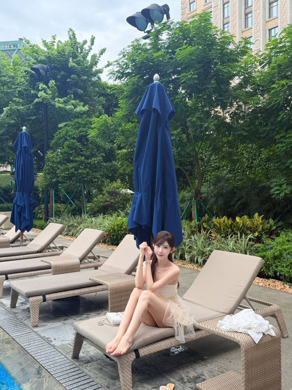 广东 东莞 19岁 166cm 89 C杯 甜御 性格好,开朗,温柔温婉 淡颜系 身材好 听话 性格开朗 配合度高 很清纯可爱 有反差 抽烟纹身:小纹身 SM:否 无套:否 口交:可 过夜:可 同居:可 可飞:能 包路费 价格:18 特点:甜御 性格好,开朗,温柔温婉 淡颜系 身材好 听话 性格开朗 配合度高 很清纯可爱 有反差